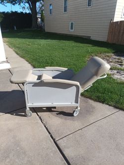 Geri Chair