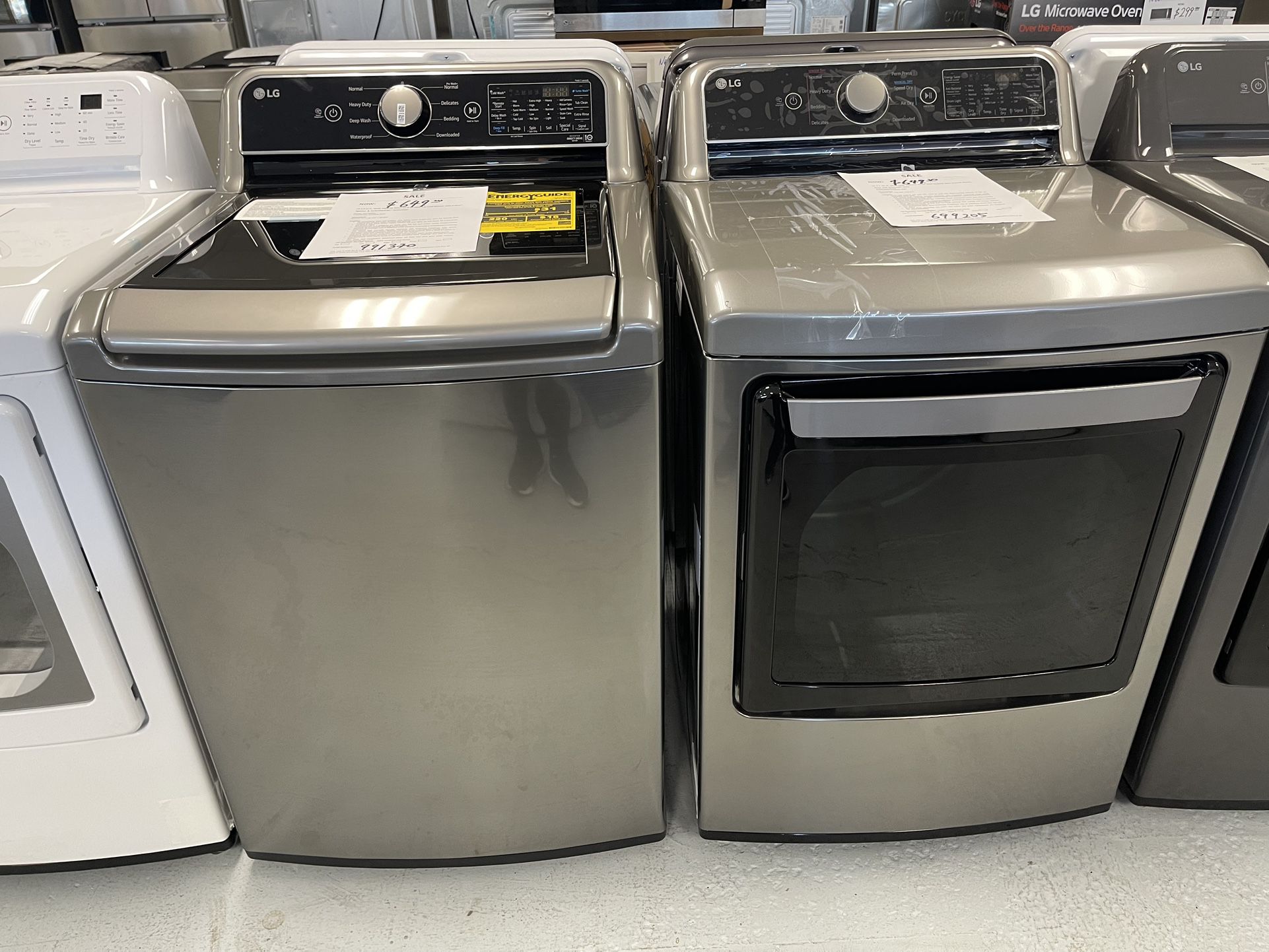 LG top Load Washer And Dryer Set
