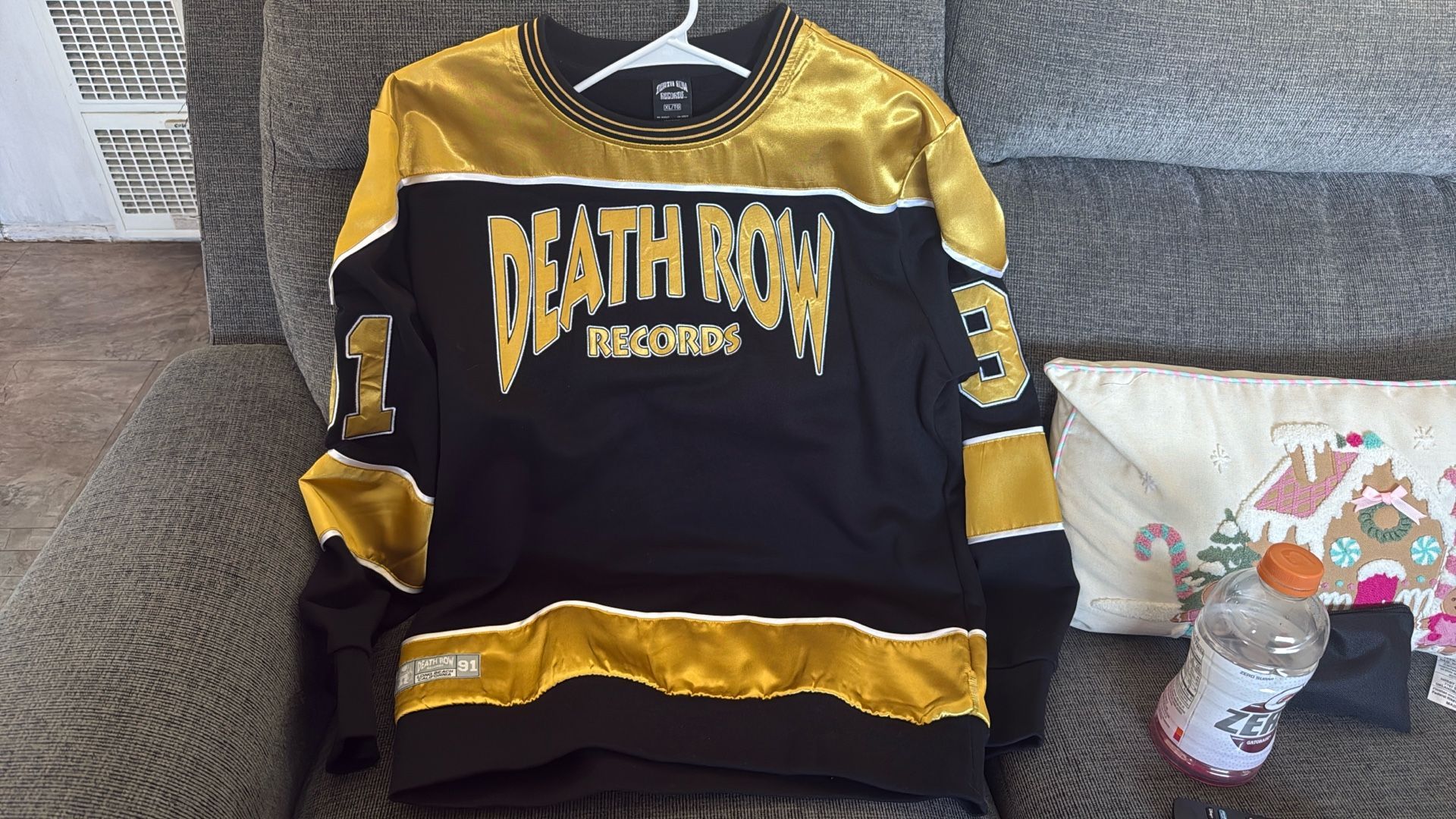 Snoop Dogg XL Crewneck Sweater