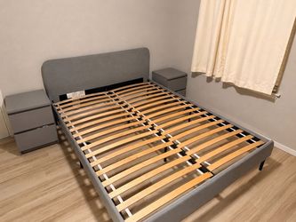 Queen bedroom set