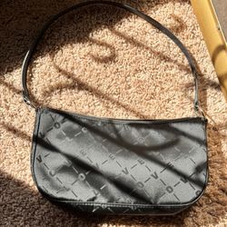 H&M Shoulder Bag – Black