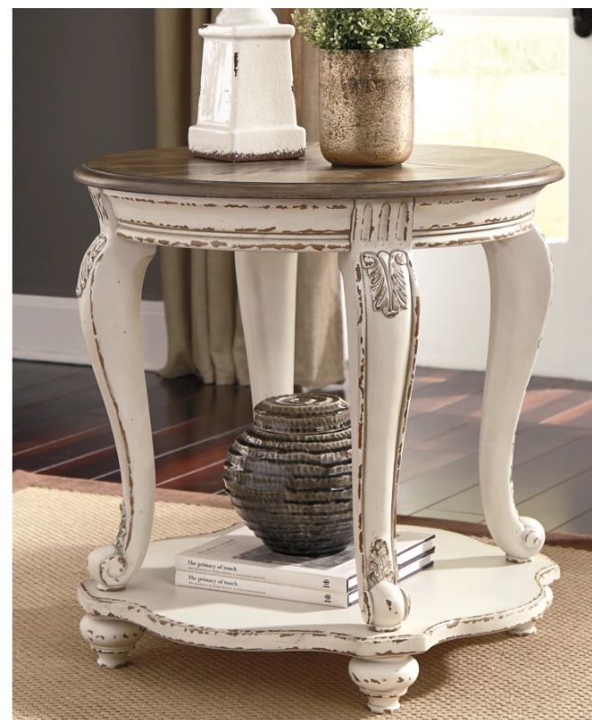 Realyn End Table