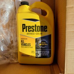 Prestone Universal Auto Coolant - Sealed/Never Oprned