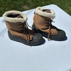 Women’s Leather Snow Boot