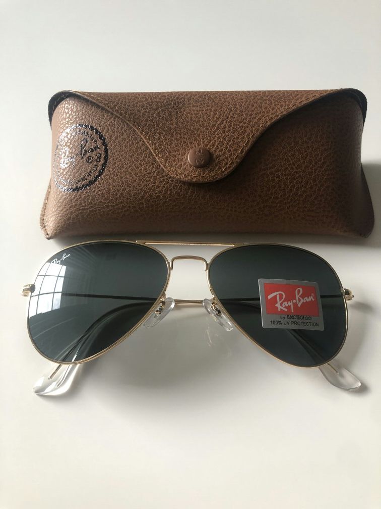 Authentic New RayBan Aviator Sunglasses