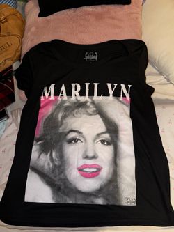 Marilyn Monroe Shirt (Large)