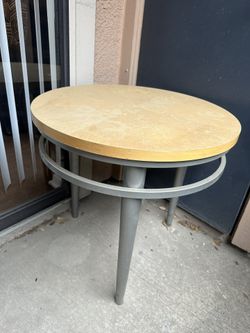 Round Table/Coffee Table