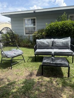 outdoor patio set
