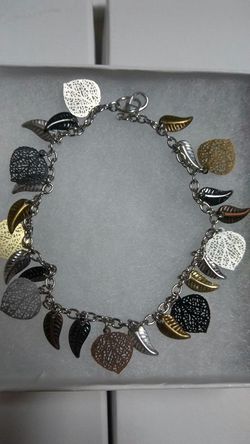 Leaves bracelet