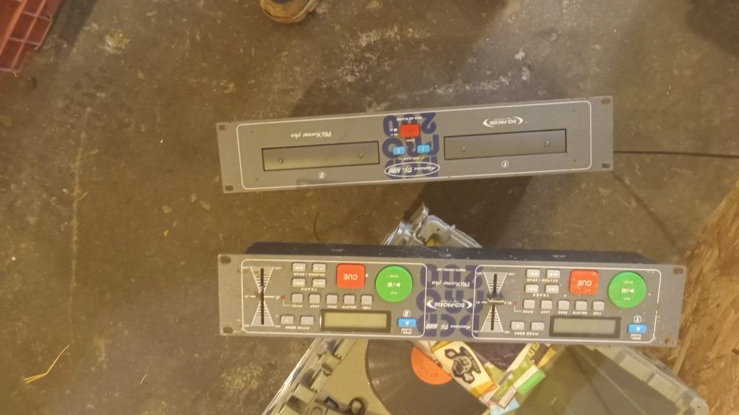 Dj Equipment 