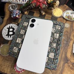 I P H O N E  16 Plus 128Gb White Unlocked