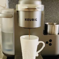 Keurig K-Café® Special Edition Latte & Cappuccino Maker (w/Coffee Storage Drawer FREE!!!) 