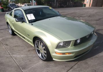 2006 Ford Mustang