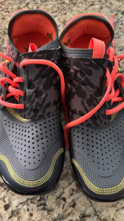 Women Under Armour