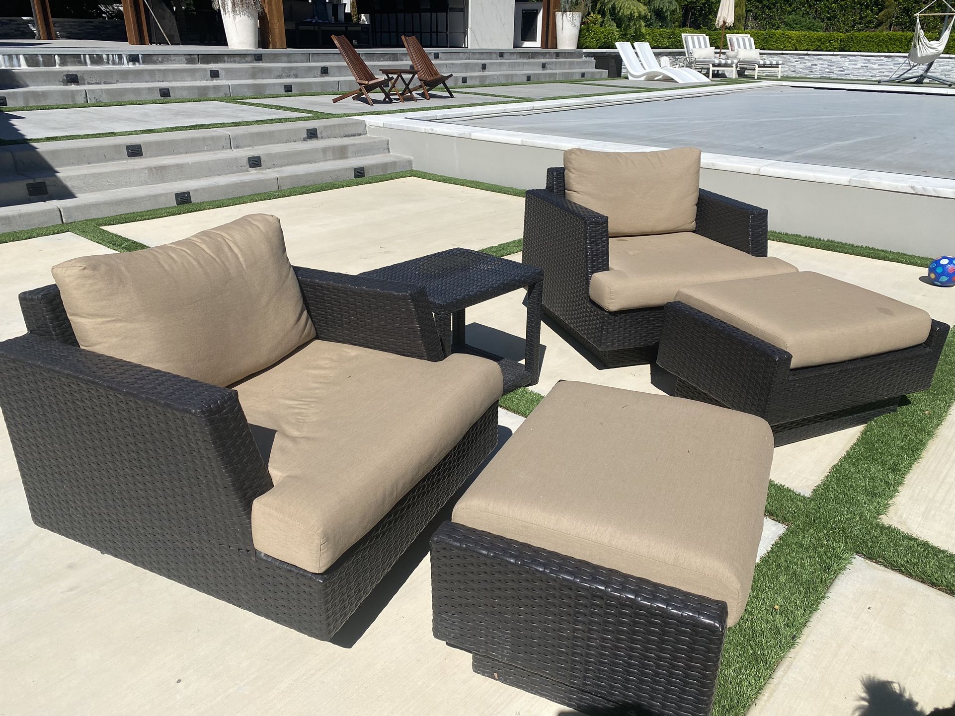 Outdoor Furniture Set With Cushions