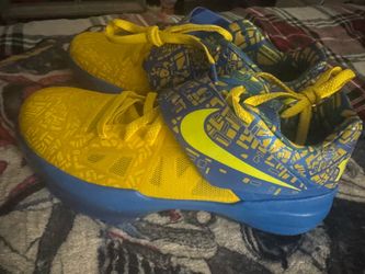 Nike KD 4 scoring titles size 9 and 11.5