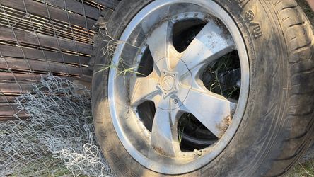 5-Spoke Alloy Wheel with Tire