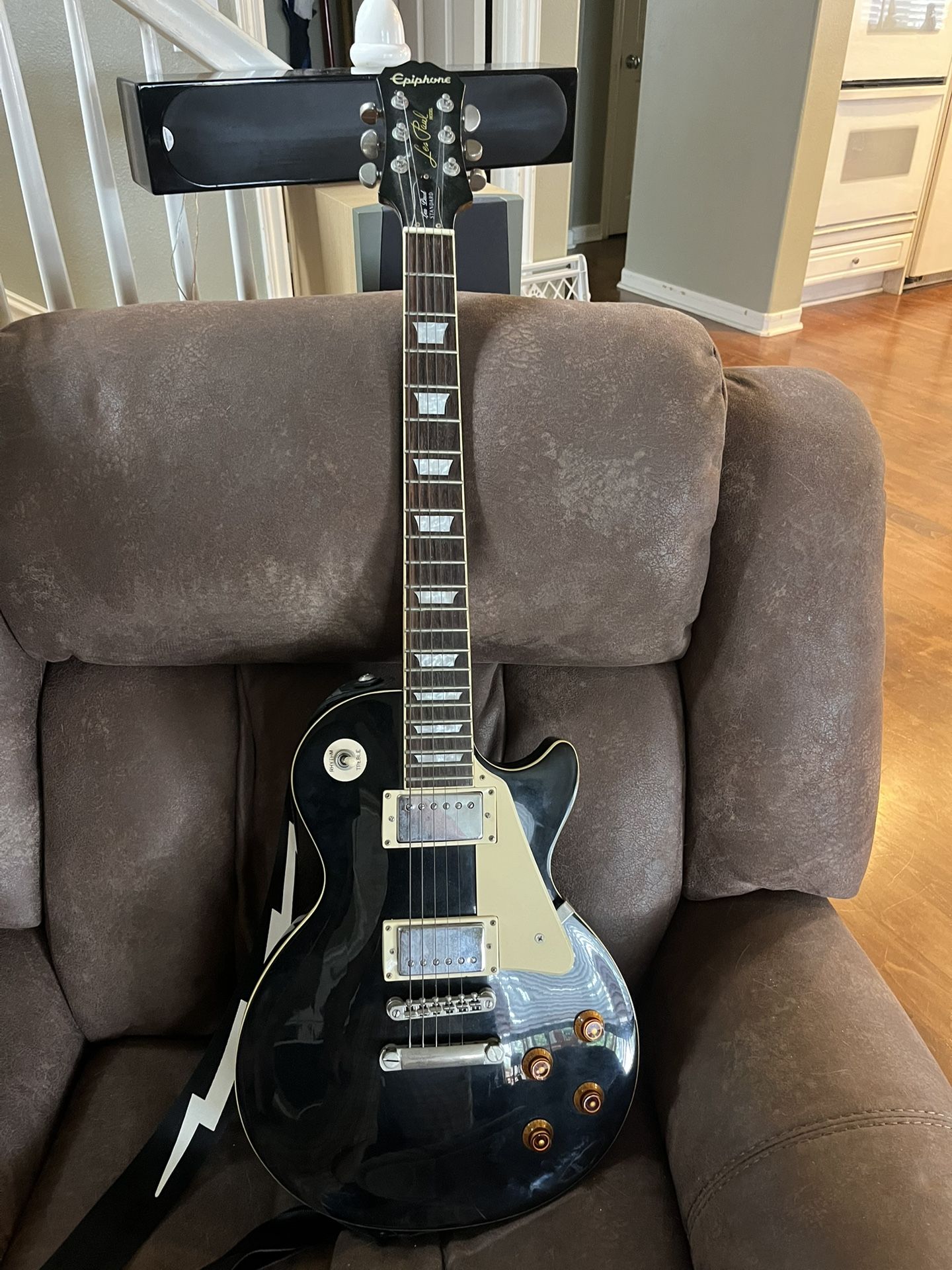 Epiphone Les Paul Standard Guitar