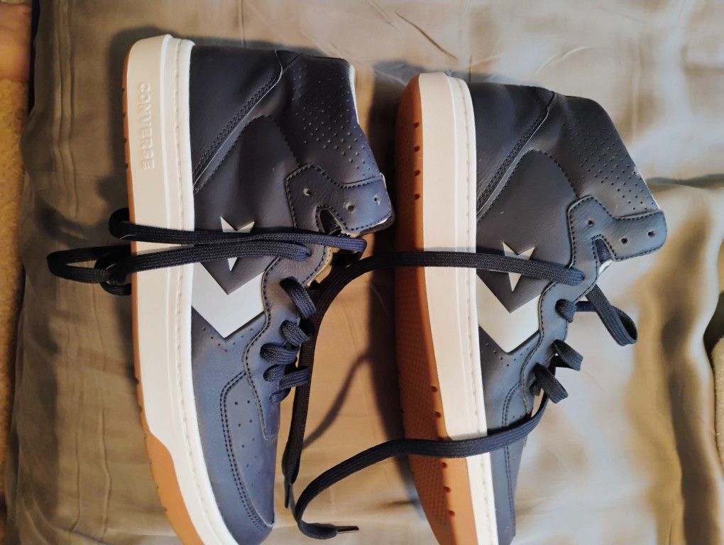 Navy Blue Size 11 Converse Never Worn