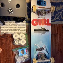 Girl Skateboard + Extra Wheels, Extra Ceramic Bearings, Extra truck Components, Extra Hardware