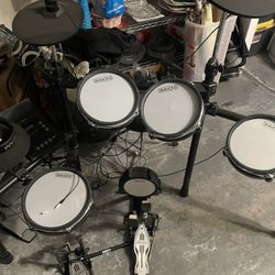 Used Simmons Electronic Drum Set 