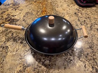 Cooking Wok **LIKE NEW**