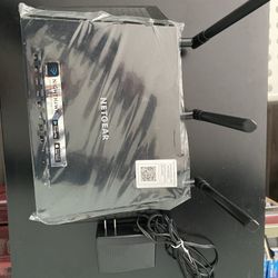 Nighthawk Wi-Fi Router