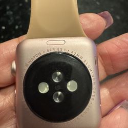 Apple Watch 42 MM  Series 1 Rose gold