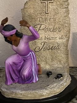 Power Of Jesus Statue