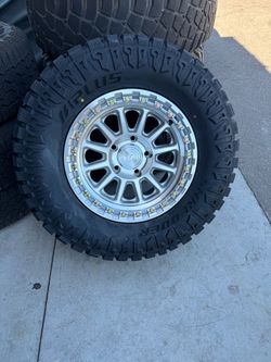 Arena wheels 17x9 5x139 on 33 1250 17 mt