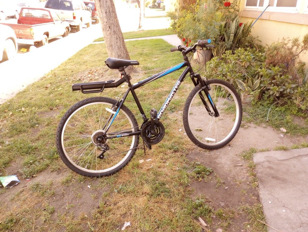 Granite Peak Roadmaster 26 Inch Bicycle