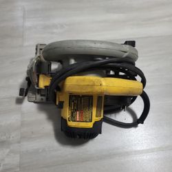 Circular Saw DeWalt 