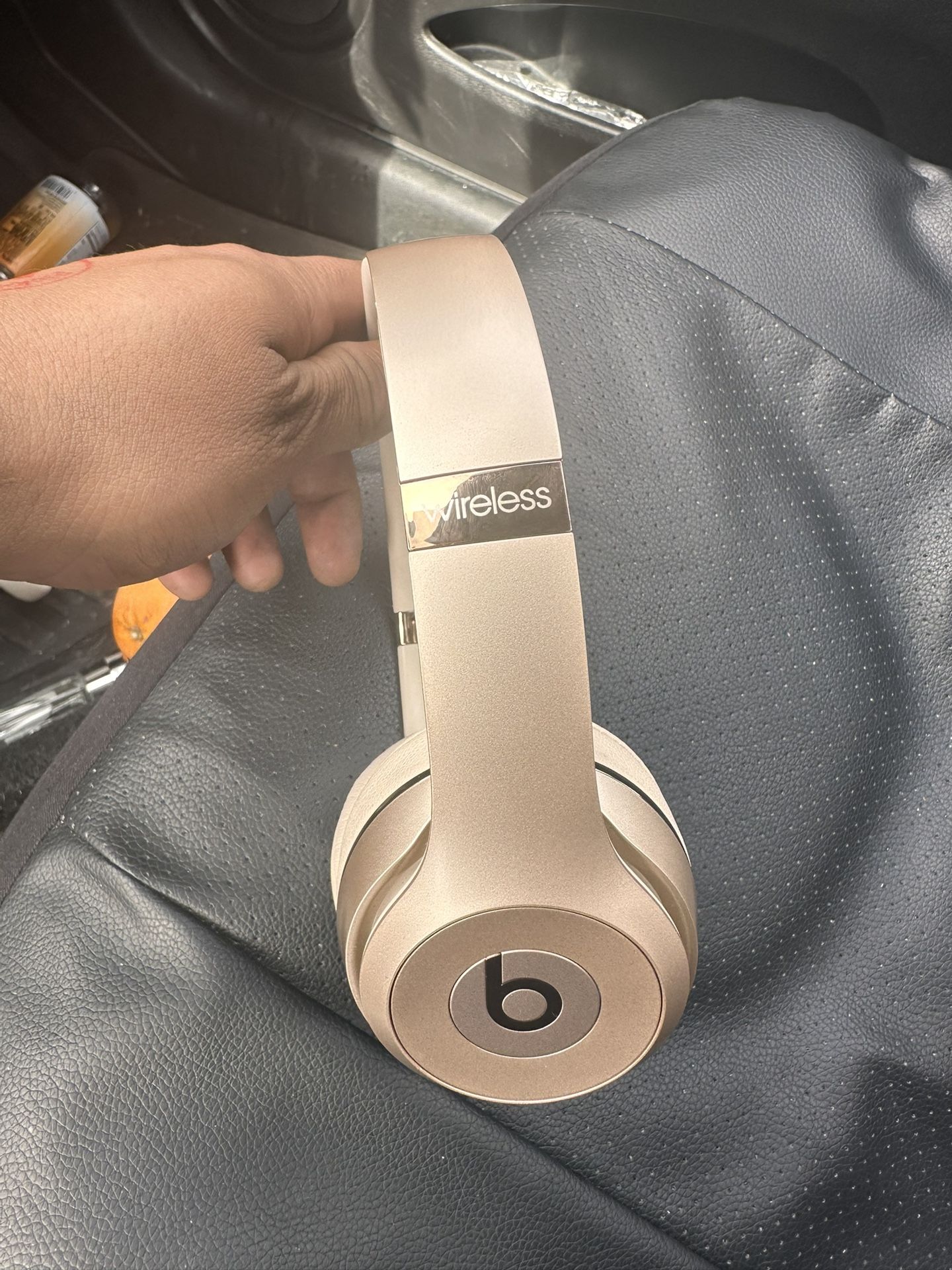 Beats Solo3 Wireless Headphones - Gold