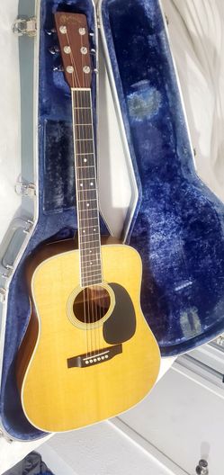 Martin guitar model d-35 1968