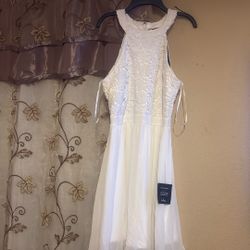 White New Dress👗