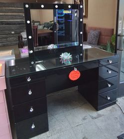 New Vanity Desk with Lights Sample floor only $499 cash