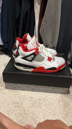 Jordan 4 sz 9.5 - $100