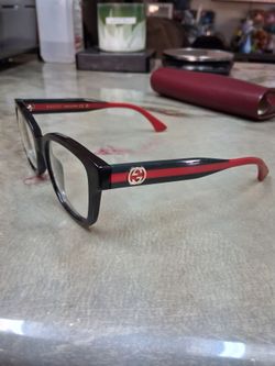 Guccii glasses