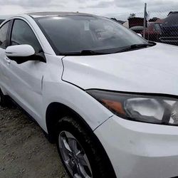 2017 Honda HR-V  (Parts Only)