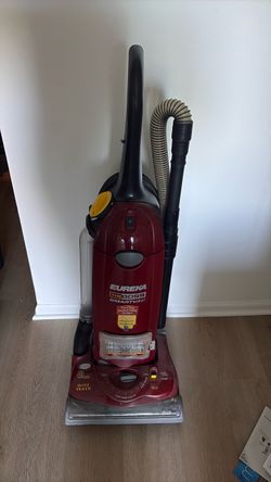 Eureka The Boss SmartVac Upright Vacuum