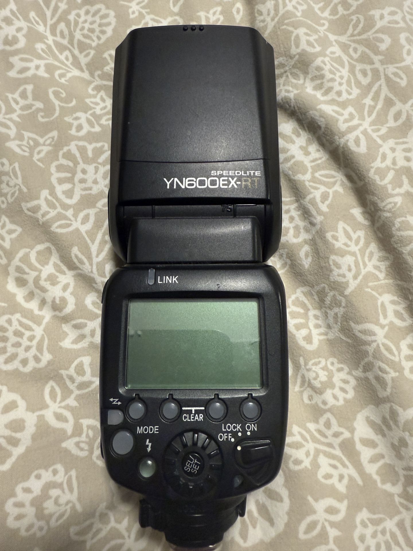 YN600EX-RT Speedlite $90