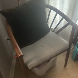 Modern Windsor Chair - Spindle Chair 