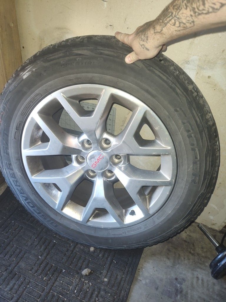 20" GMC Snowflake Rims And Tires