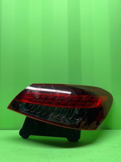 2021 2022 2023 Mercedes-Benz E350 E450 E53 E63 Right Passenger Side Quarter   Panel / Outer Tail Light OEM A2139065609