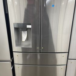 Kenmore Elite 72695 29.5 cu. ft. 4-Door Smart French Door Refrigerator - Fingerprint Resistant Stainless Steel