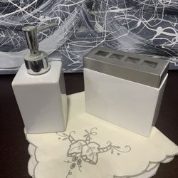 Bathroom soap and toothbrush holder 2 pc  Purchased in Italy  