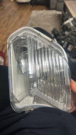 OEM 2017-2019 Ford Escape Front Right Passenger Fog Light Turn Signal Lamp