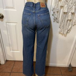 Lululemon Size 6 Women's Levi's Size 26 