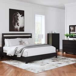 BRAND NEW! 5-PC Queen Bedroom Set 