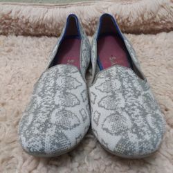 Rothy's The Loafer Ivory Grey Snake New Years Secret Limited Edition Flats 7

